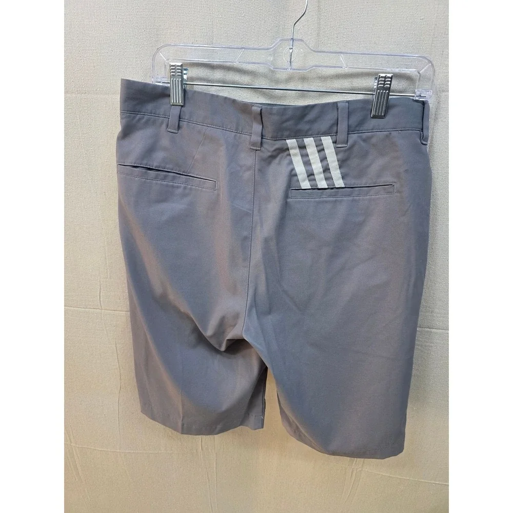Adidas Golf Shorts Mens 30 Gray Performance 3 Stripe Flat Front‎ Athletic Casual